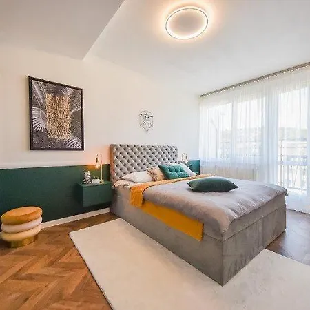 Lägenhet Maxi Bratislava